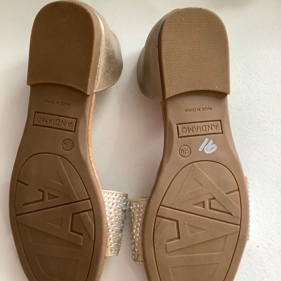 Women sandals - Picture 3 of 3